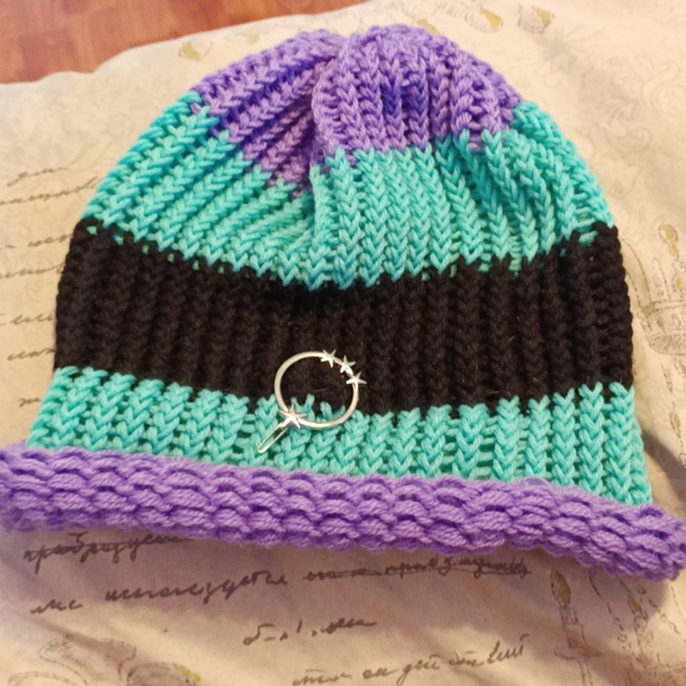 Knit Beanie hat yarn Circle stars hair clip Charm Accessory purple blue black
